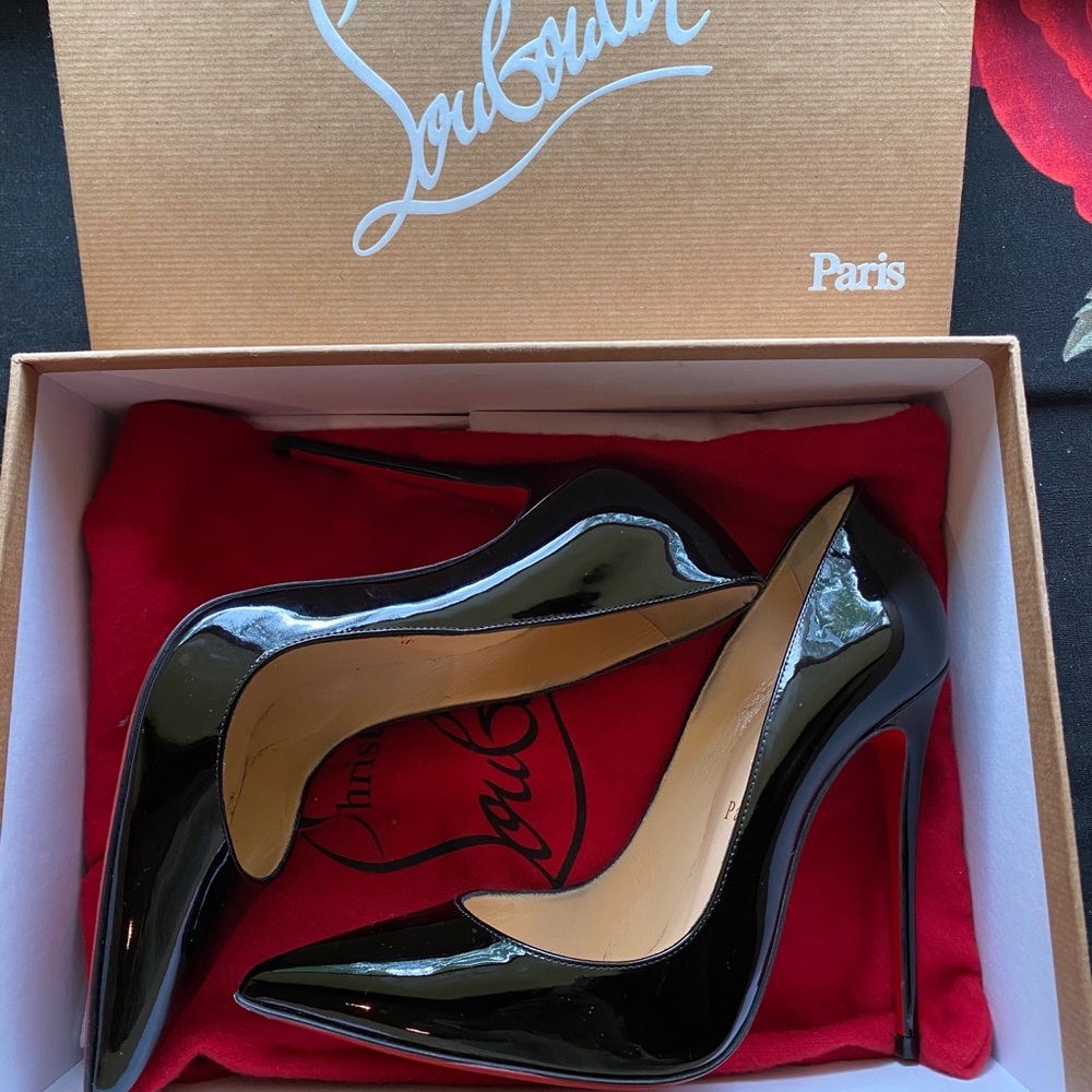 So Kate Authentic Louboutines. Price is final